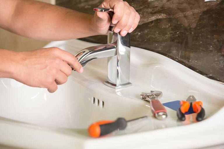 How to Fix Common Faucet Problems in The Woodlands, TX